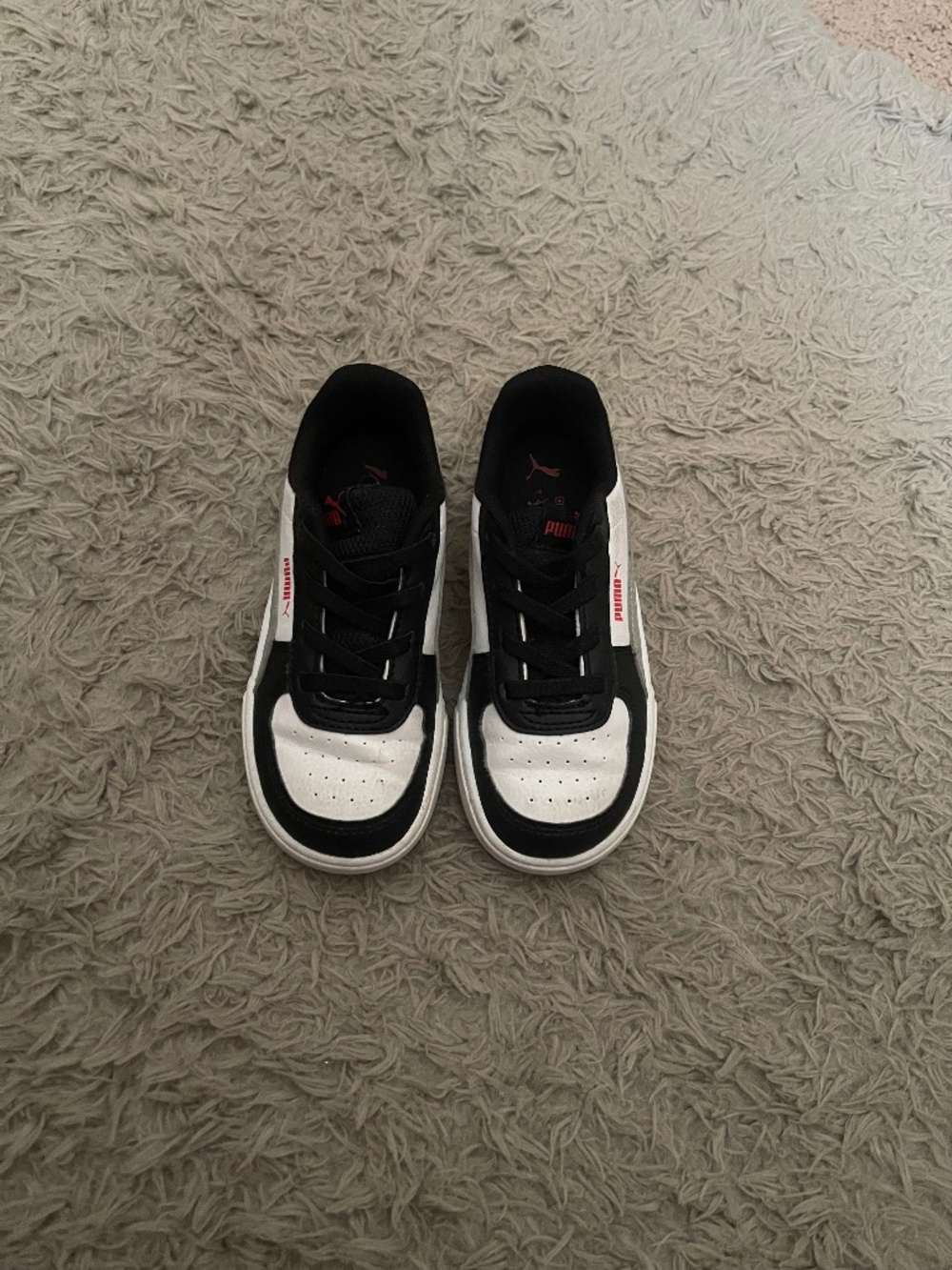 Puma Sneakers